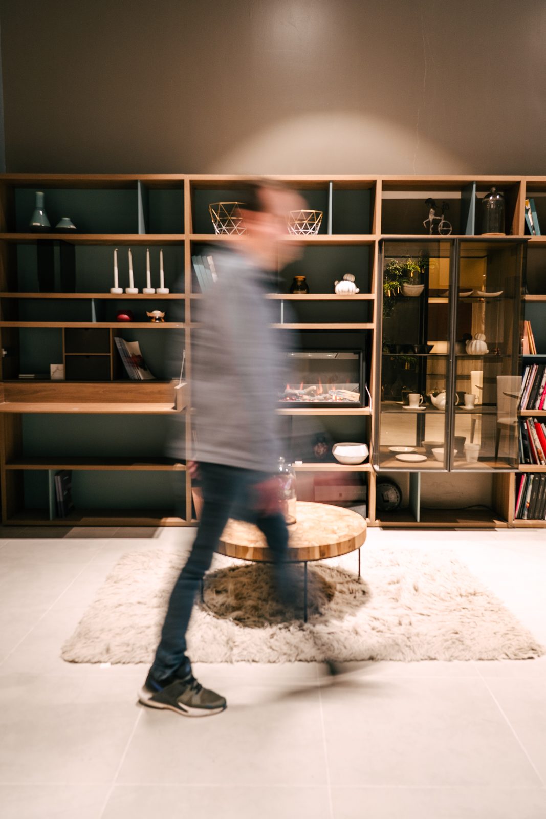 Mobilier Orme exposé au showroom de Jouy-aux-Arches